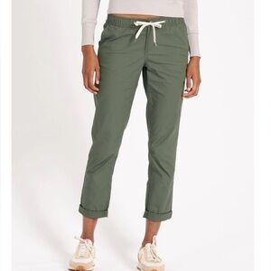 Vuori Olive Green Cropped Drawstring Pants